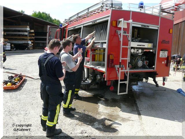 Feuerwehruebung Mai 2010 086.jpg